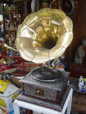 Get your antiques at Philly AIDS Thrift!